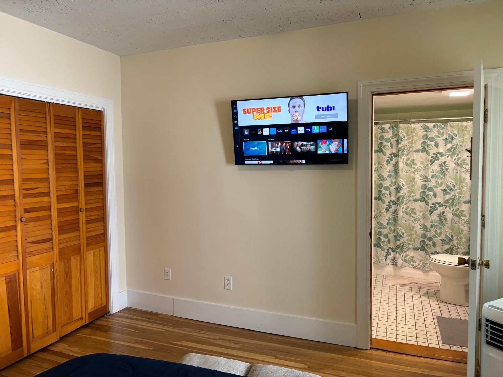 Traveler'S Den In Medford Apartment Luaran gambar
